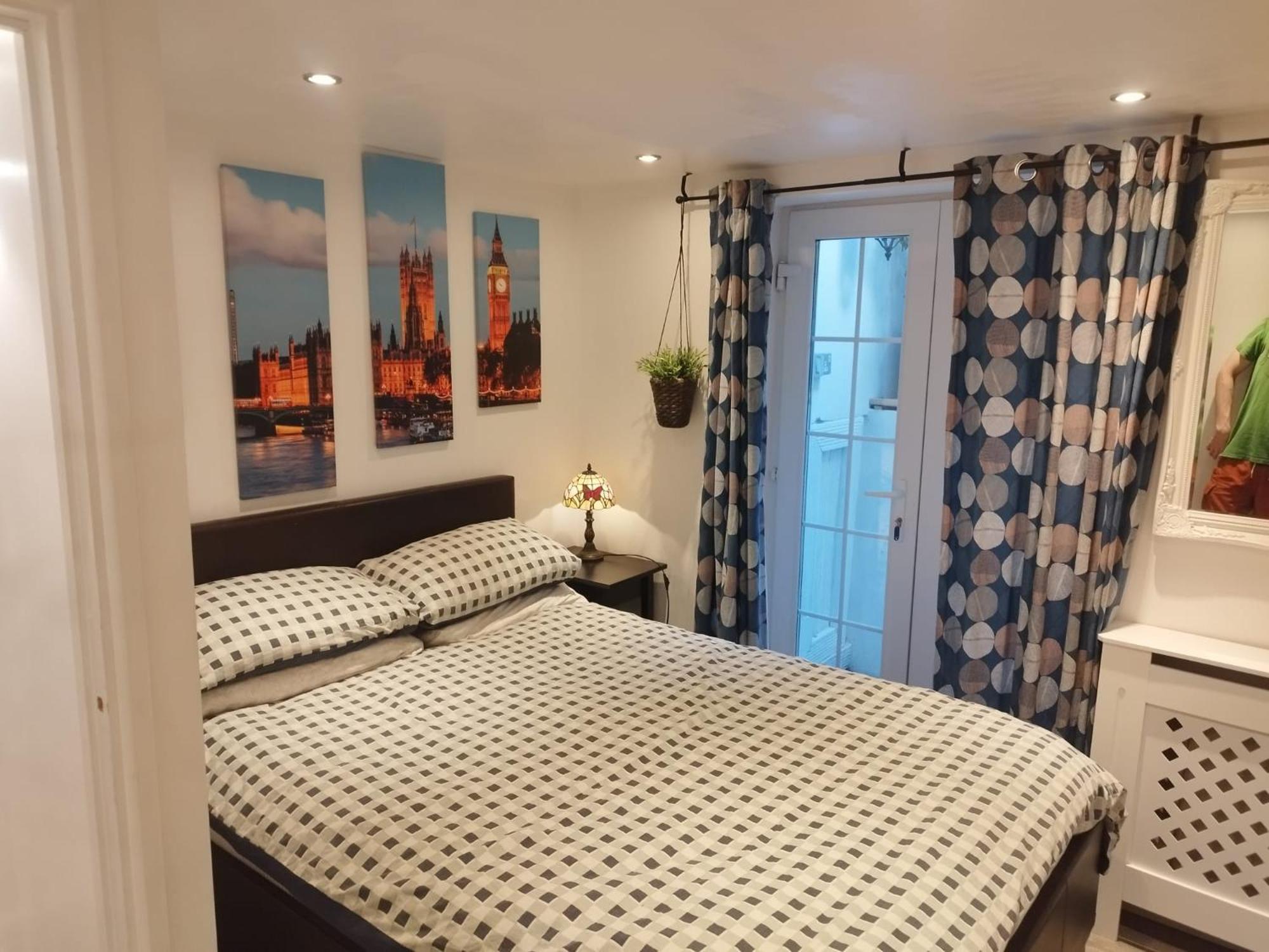 No 5 Apartment London